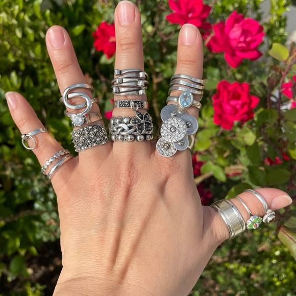 Vintage Bezel Set Sterling Silver 925 Oval Blue Topaz Ring - Picture 11 of 12